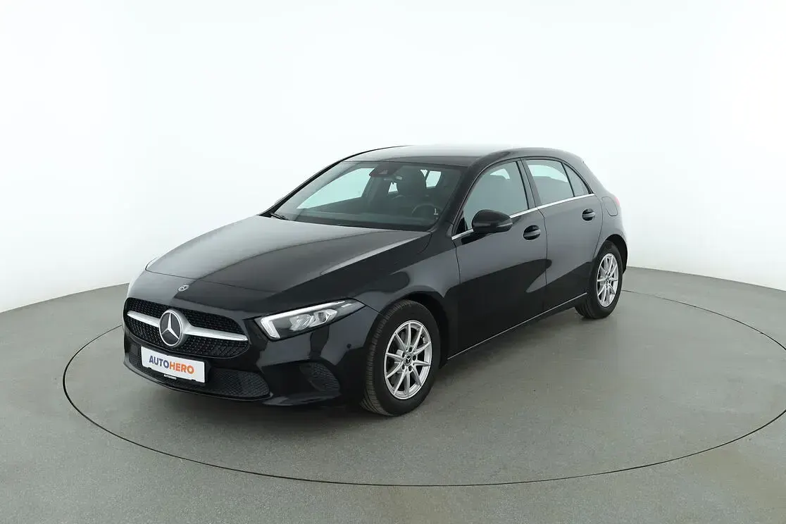 Gebraucht Mercedes A180 116 PS (85 kW) 2018 Limousine