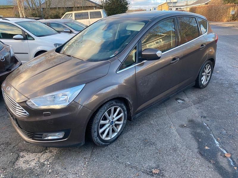 Gebraucht Ford C-MAX Titanium 125 PS (91 kW) 2015 Braun Van / Kleinbus