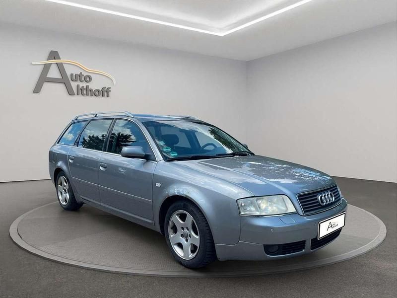Atlasgrau Gebraucht 2002 Audi A6 Kombi | 350 € - Bild 1/4