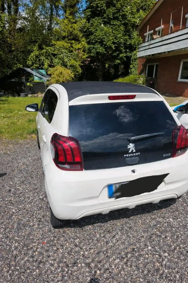Gebraucht Peugeot 108 Style 72 PS (52 kW) 2019 Weiß Kleinwagen