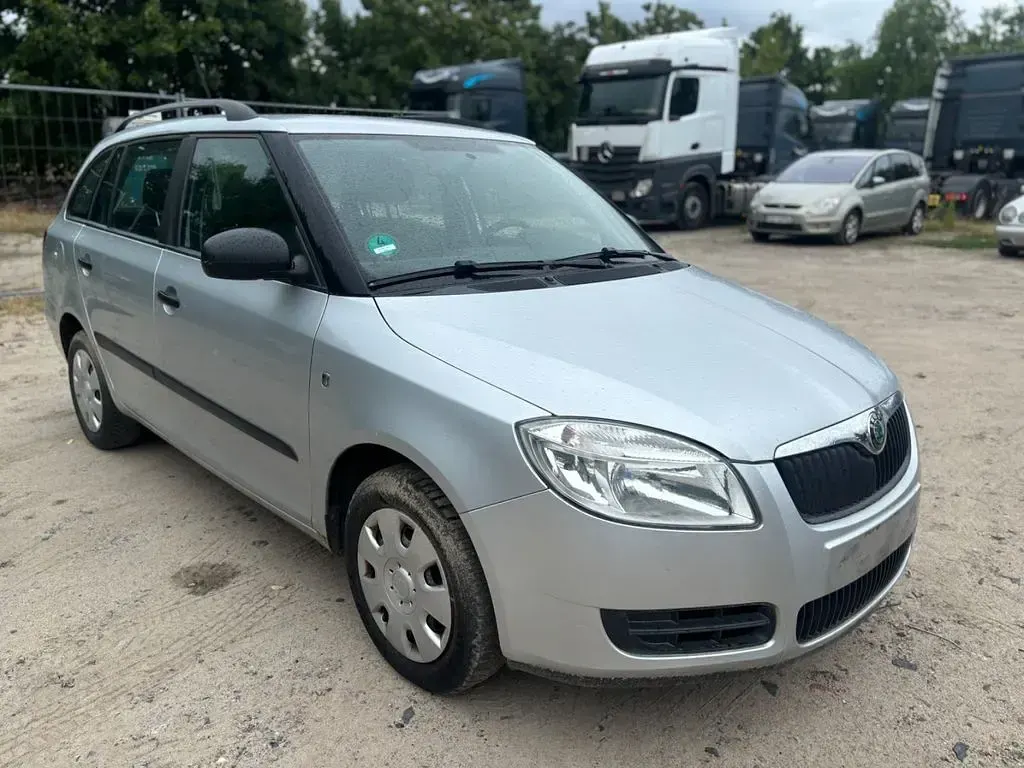 Gebraucht Skoda Fabia Cool Edition 86 PS (63 kW) 2010 Silber Kombi