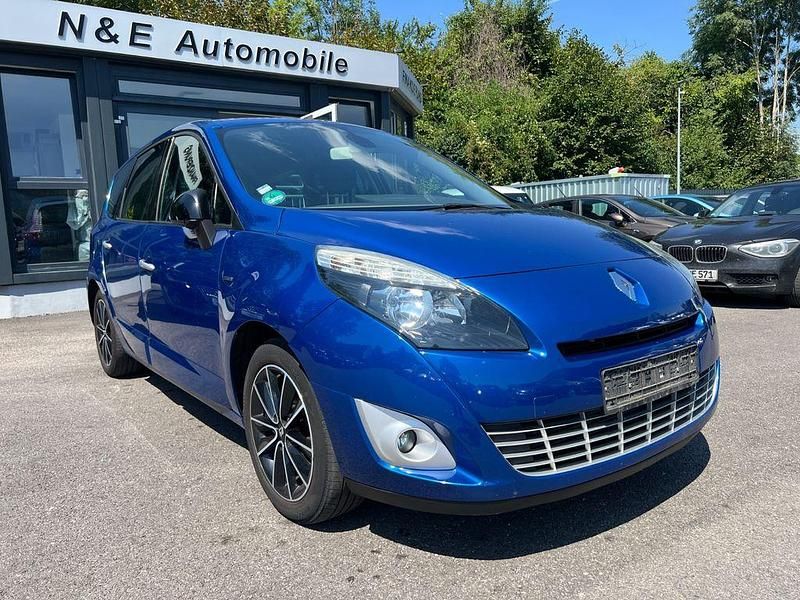 Blau Gebraucht 2012 Renault Scénic III Bose Edition Van / Kleinbus | 2.990 € (Superpreis) - Bild 1/4