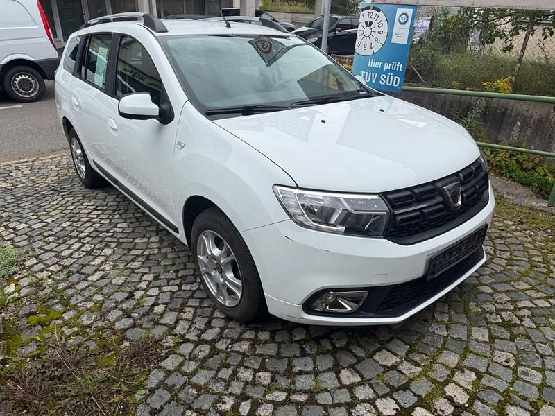 Weiß Gebraucht 2018 Dacia Logan MCV Comfort Kombi | 3.999 € (Guter Preis) - Bild 1/4