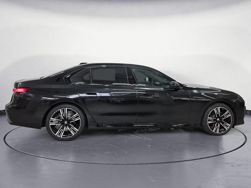 Neu BMW 740 299 PS (219 kW) 2026 Schwarz Limousine