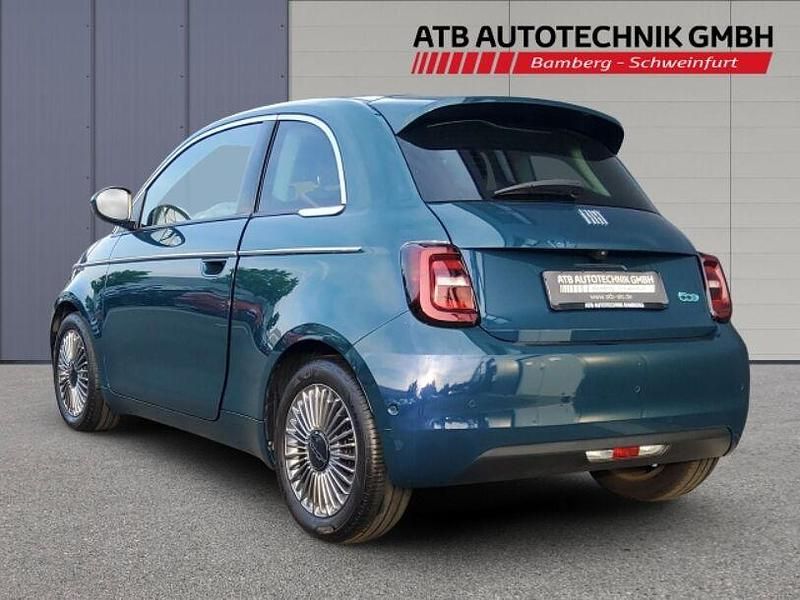 Gebraucht Fiat 500e 86 kW (118 PS) 2023 Grün Kleinwagen