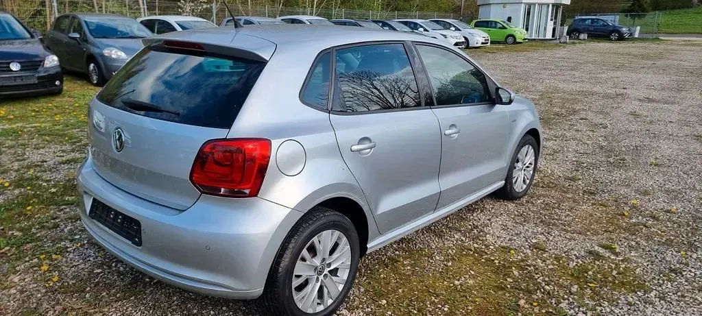 Gebraucht VW Polo Life 69 PS (50 kW) 2013 Silber Kleinwagen