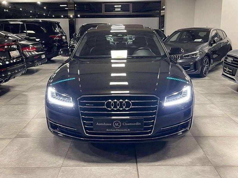 Schwarz Gebraucht 2014 Audi A8 Comfort Limousine | 24.999 € (Guter Preis) - Bild 1/4