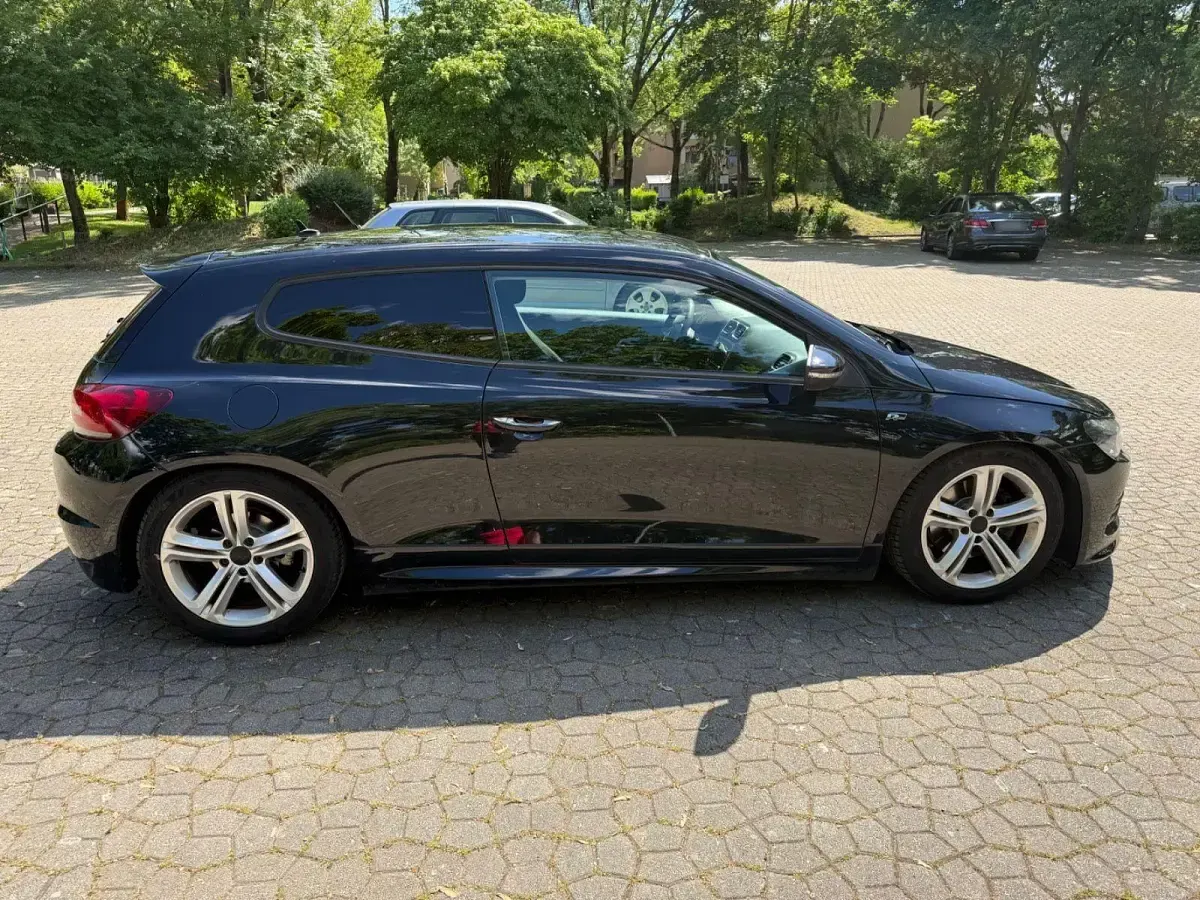 Gebraucht VW Scirocco R-line 160 PS (117 kW) 2010 Schwarz Coupé