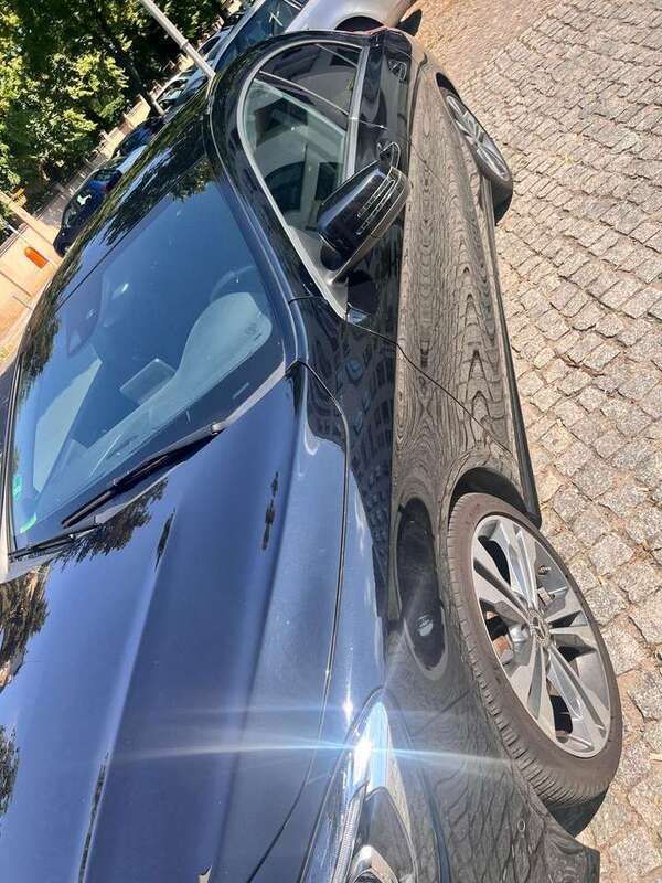 Schwarz Gebraucht 2018 Mercedes CLA200 Limousine | 21.200 € (Fairer Preis) - Bild 1/4