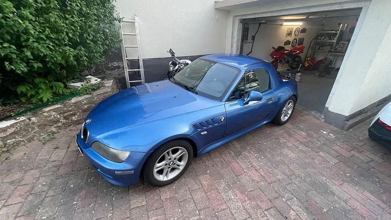 Blau Gebraucht 2000 BMW Z3 Performance Cabrio | 7.800 € (Fairer Preis) - Bild 1/4