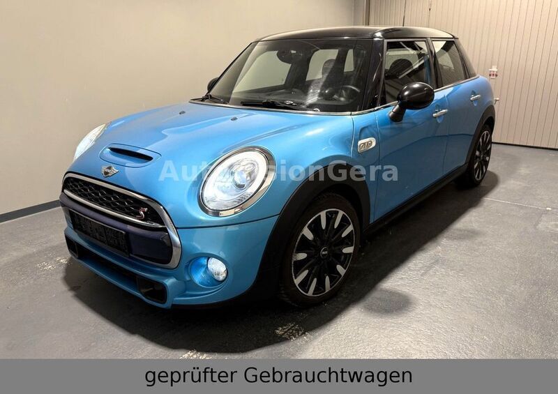Blau Gebraucht 2016 Mini Cooper SD Kleinwagen | 11.999 € (Guter Preis) - Bild 1/4