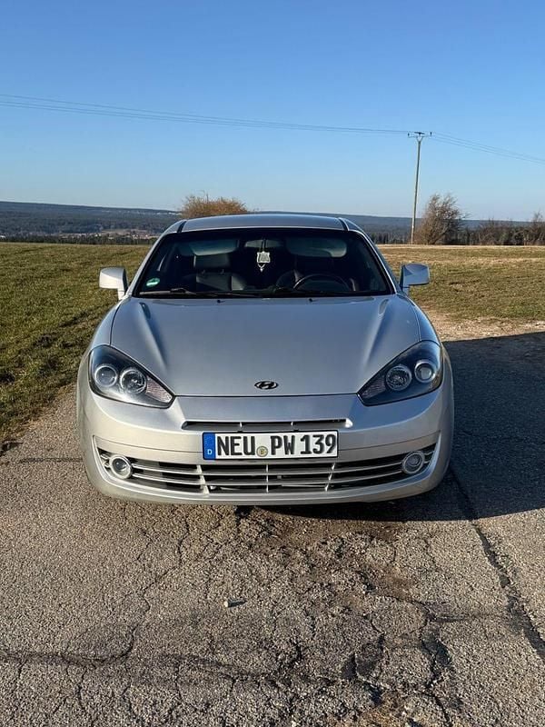 Gebraucht Hyundai Coupé 143 PS (105 kW) 2009 Silber Coupé