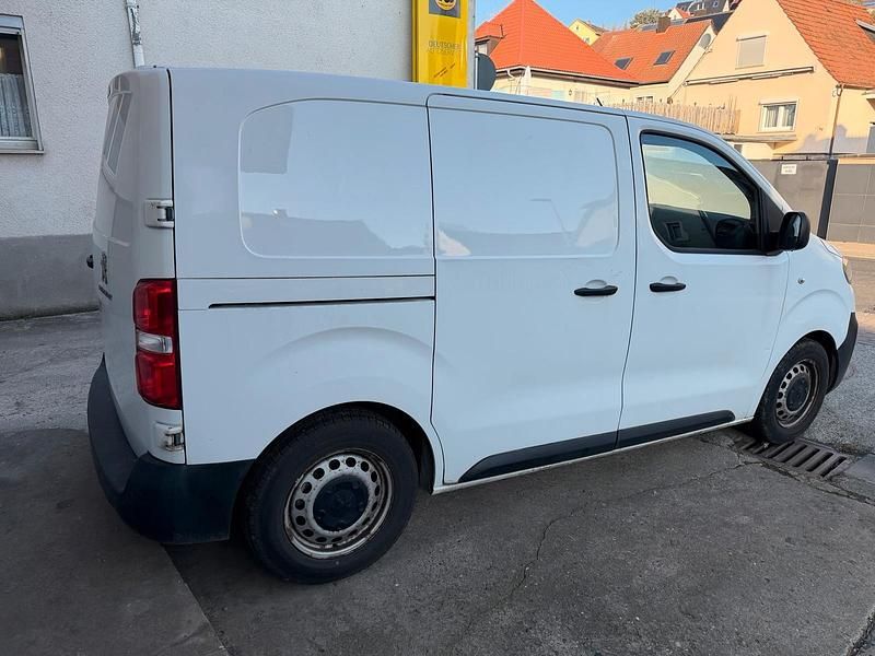 Gebraucht Peugeot Expert 95 PS (69 kW) 2017 Weiß Van