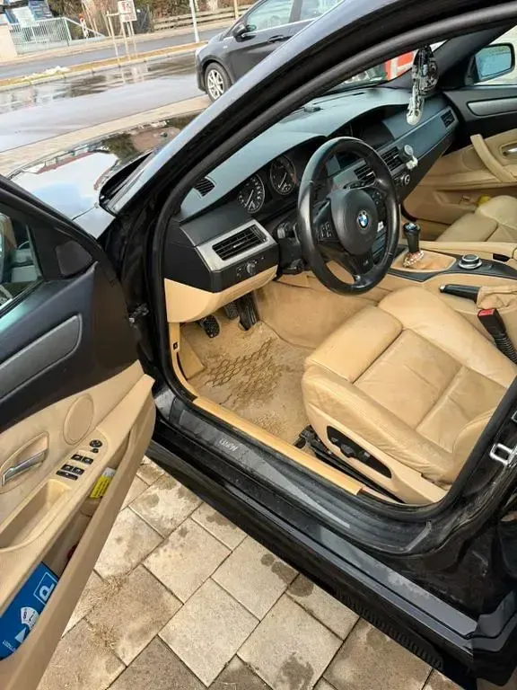 Używany BMW 520 177 KM (130 kW) 2008 Czarny Sedan/Limuzyna