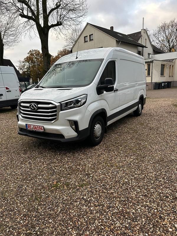 Weiß Gebraucht 2023 Maxus V90 Van | 17.000 € - Bild 1/4