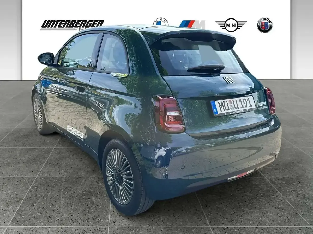 Neu Fiat 500 65 PS (47 kW) 2026 Ozean grün Limousine