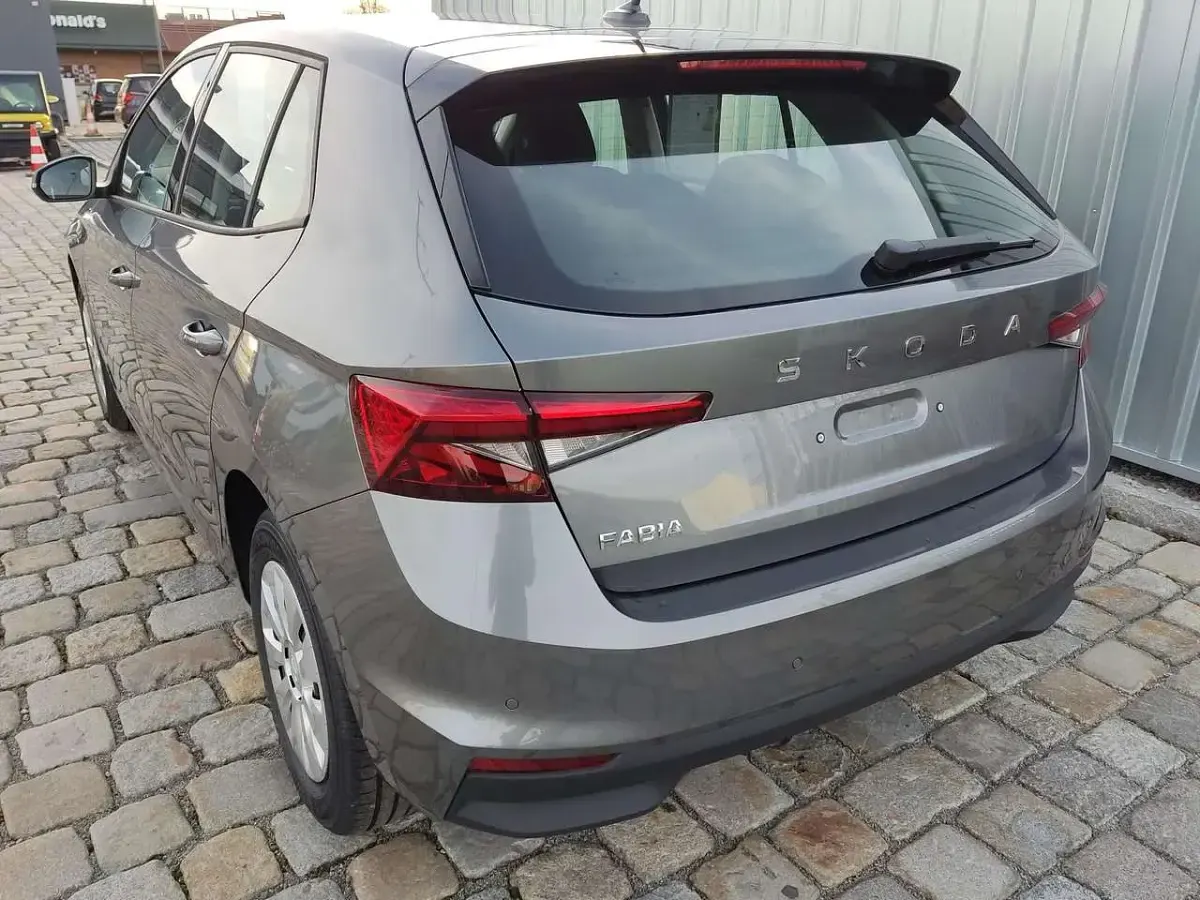 Neu Skoda Fabia Selection 116 PS (85 kW) 2026 Graphitgrau metallic Kleinwagen