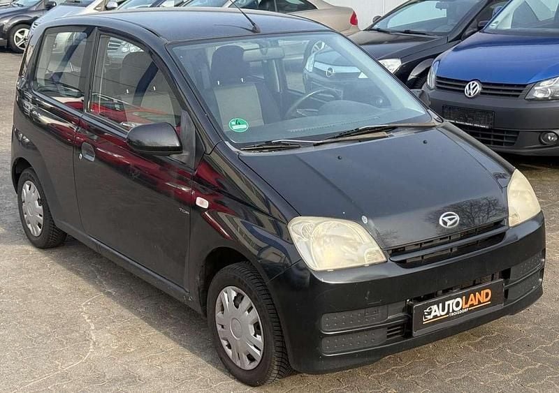 Gebraucht Daihatsu Cuore 58 PS (42 kW) 2006 Schwarz Kleinwagen