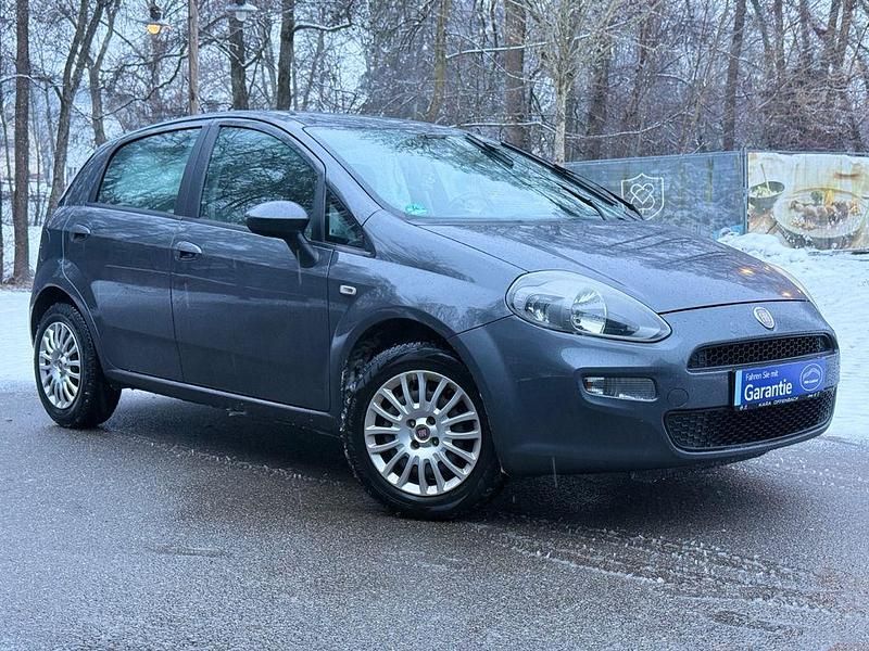 Gebraucht Fiat Punto Pop 69 PS (50 kW) 2012 Grau Kleinwagen
