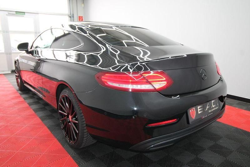 Second-hand Mercedes C180 156 CP (114 kW) 2016 Negru Coupe