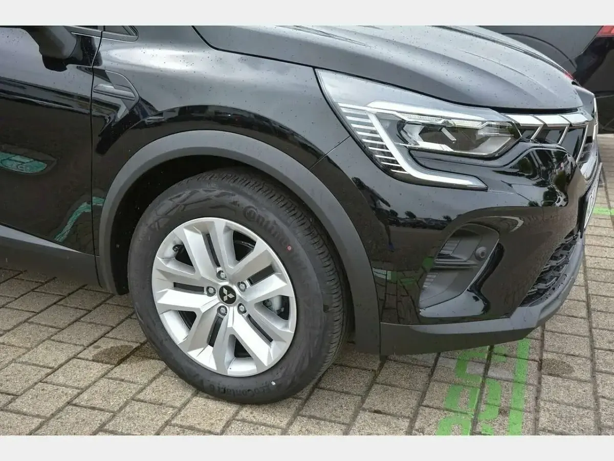 Gebraucht Mitsubishi ASX Basis 91 PS (66 kW) 2023 Onyxschwarz metallic SUV