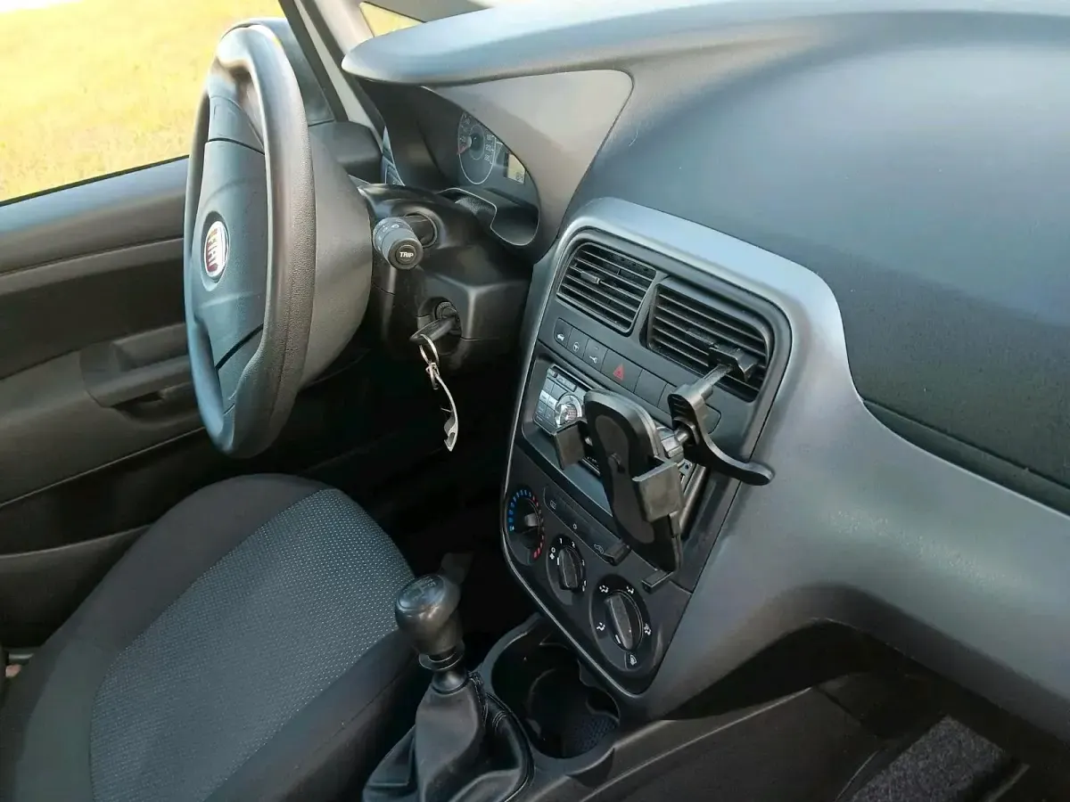 Gebraucht Fiat Punto 69 PS (50 kW) 2013 Weiß Kleinwagen
