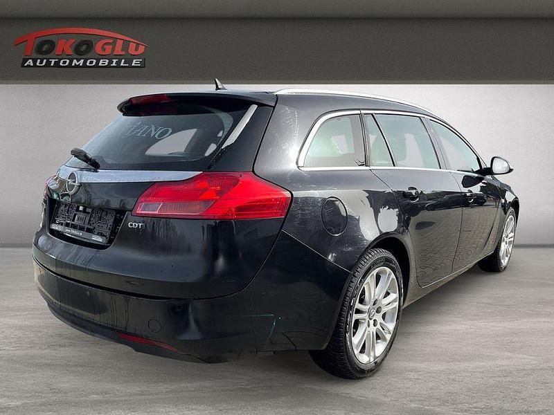 Gebraucht Opel Insignia Edition 131 PS (96 kW) 2009 Schwarz Kombi