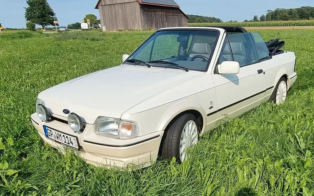Gebraucht Ford Escort Cabriolet 102 PS (75 kW) 1990 Weiß Cabrio