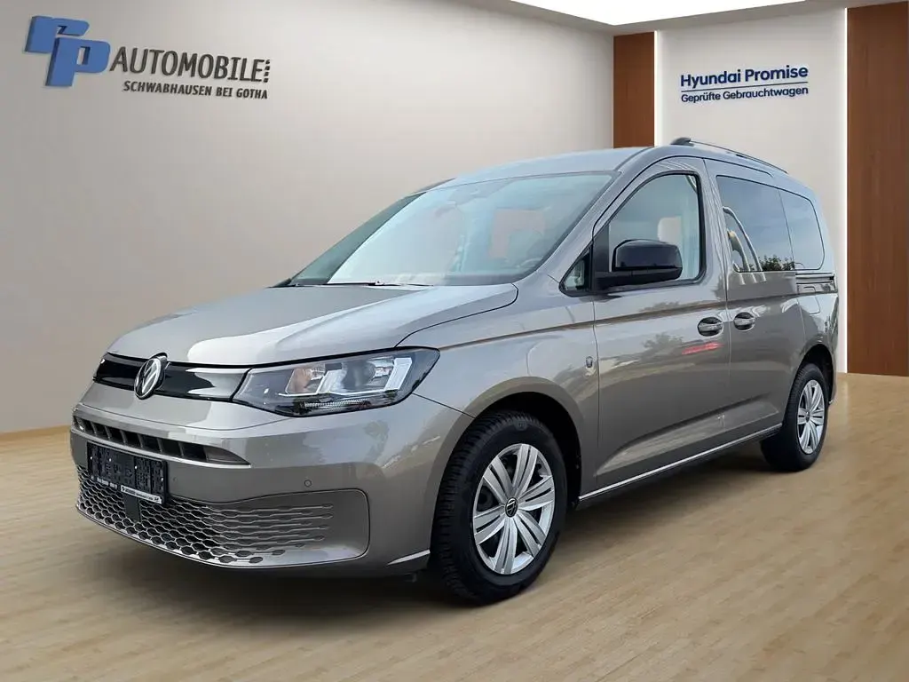 Gebraucht VW Caddy Basis 122 PS (89 kW) 2022 Van / Kleinbus