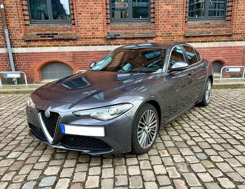 Gebraucht Alfa Romeo Giulia Super 200 PS (147 kW) 2019 Grau Limousine