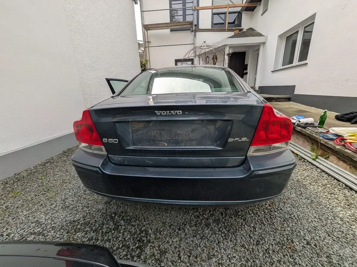 Gebraucht Volvo S60 140 PS (102 kW) 2005 Blau Limousine