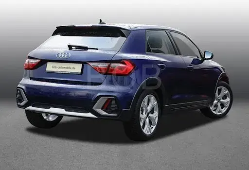 Gebraucht Audi A1 Comfort 116 PS (85 kW) 2024 Blau SUV