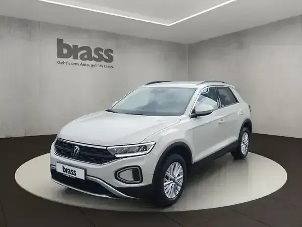 Second-hand VW T-Roc Life 150 CP (110 kW) 2023 SUV