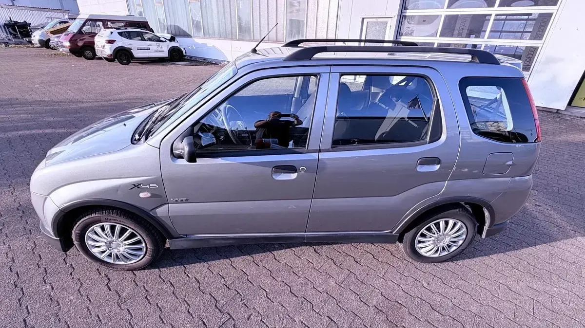 Gebraucht Suzuki Ignis 94 PS (69 kW) 2006 Grau Kleinwagen