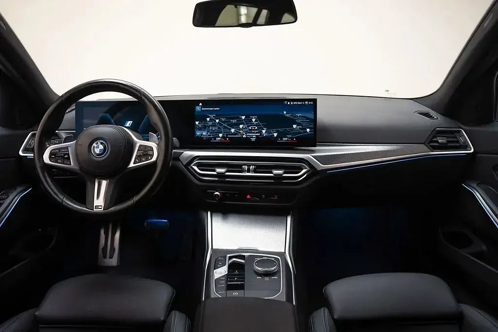 Gebraucht BMW 320 Executive 163 PS (119 kW) 2023 Schwarz Limousine
