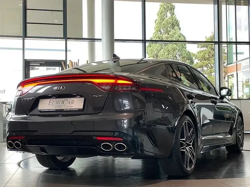 Gebraucht Kia Stinger GT 366 PS (269 kW) 2021 Grau Kleinwagen