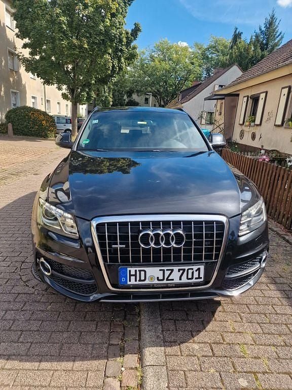 Schwarz Gebraucht 2010 Audi Q5 Sport SUV | 13.800 € (Etwas zu teuer) - Bild 1/4