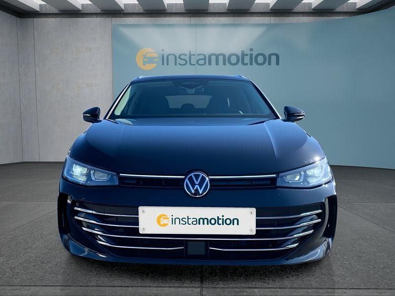 Gebraucht VW Passat 150 PS (110 kW) 2025 Schwarz Kombi