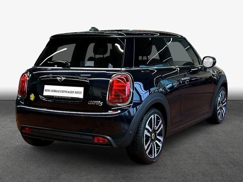 Gebraucht Mini Cooper SE Classic 135 kW (184 PS) 2023 Schwarz Kleinwagen