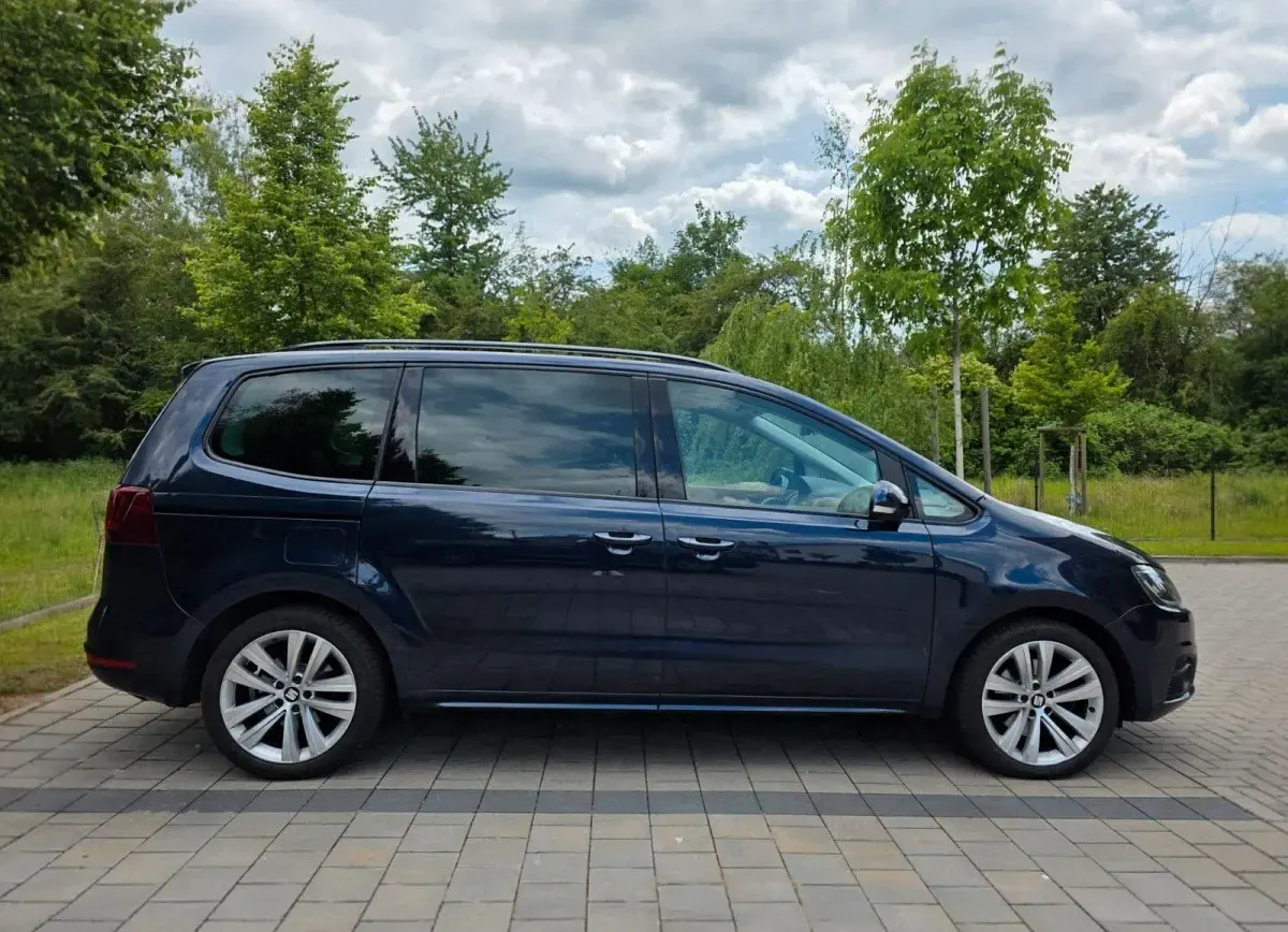 Gebraucht Seat Alhambra 184 PS (135 kW) 2016 Blau Van / Kleinbus