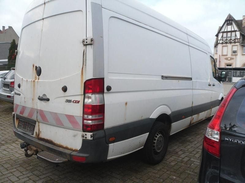 Gebraucht Mercedes Sprinter 163 PS (119 kW) 2011 Weiß Van