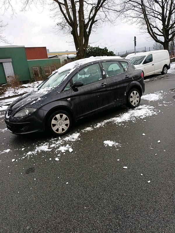 Schwarz Gebraucht 2006 Seat Ibiza Kleinwagen | 1.599 € (Guter Preis) - Bild 1/4