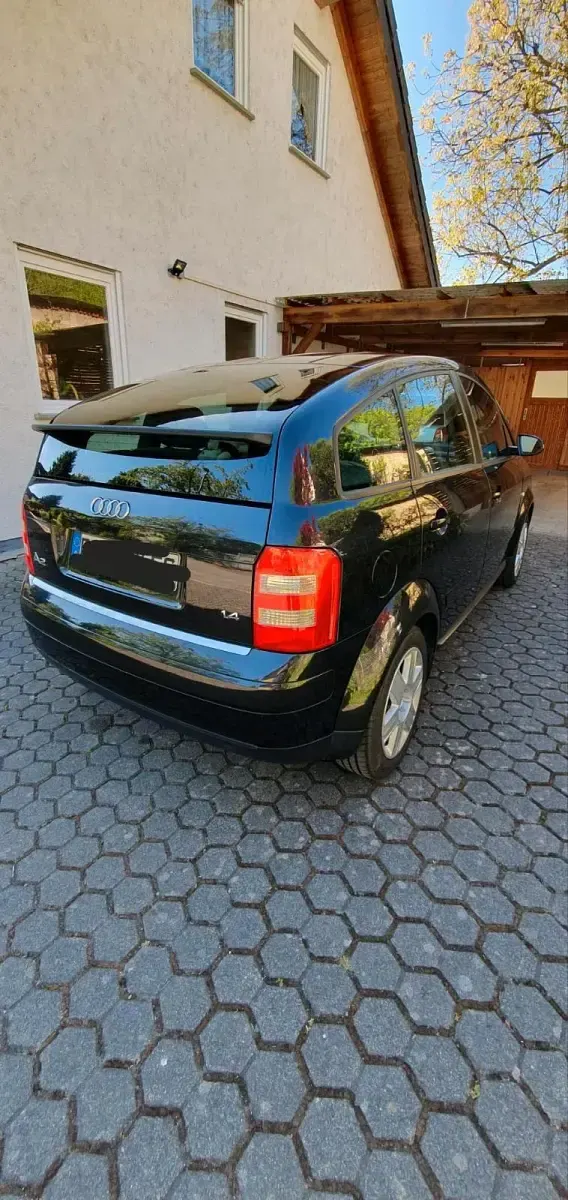 Gebraucht Audi A2 75 PS (55 kW) 2005 Schwarz Kleinwagen