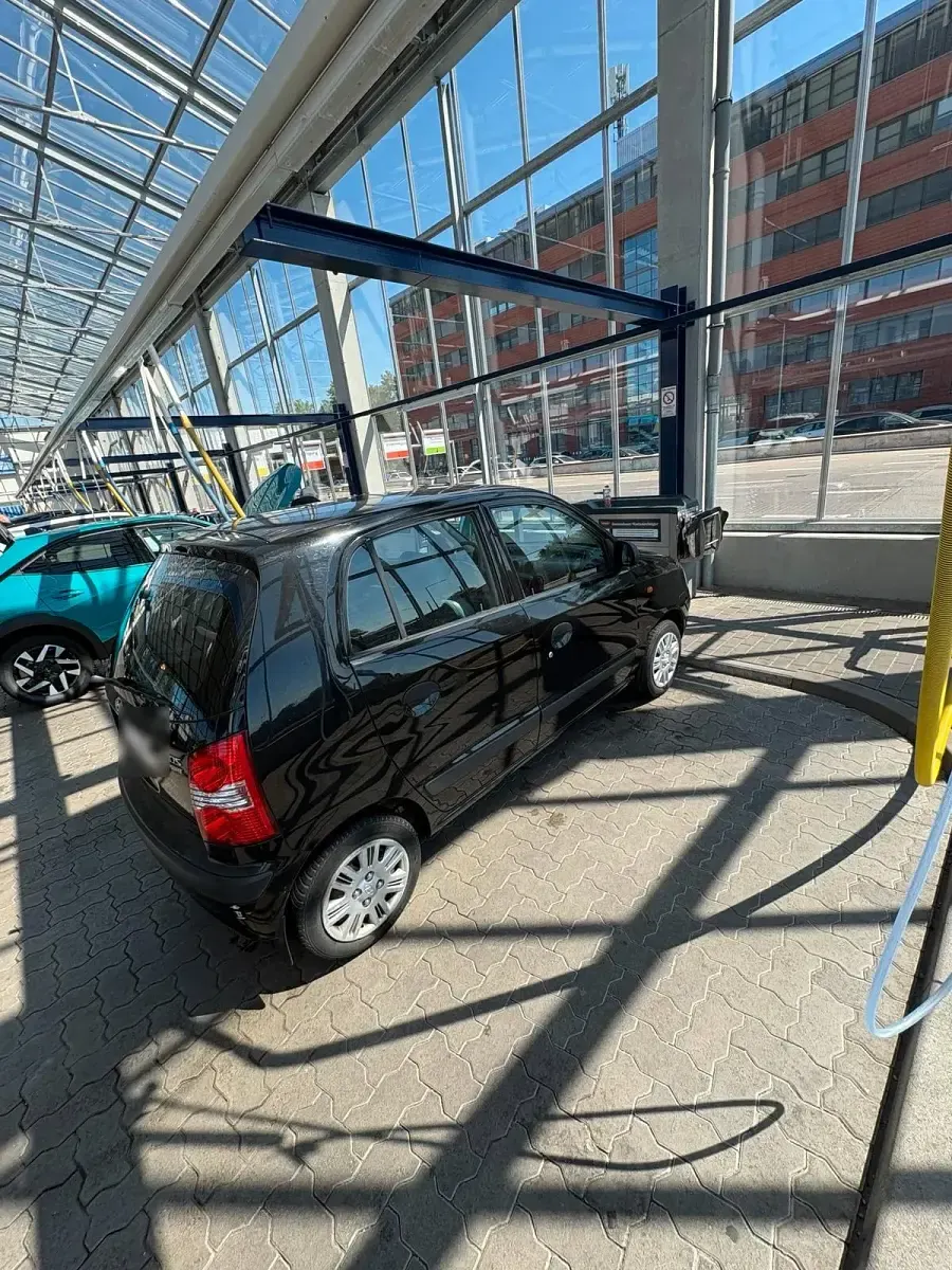 Gebraucht Hyundai Atos 59 PS (43 kW) 2008 Schwarz Kleinwagen