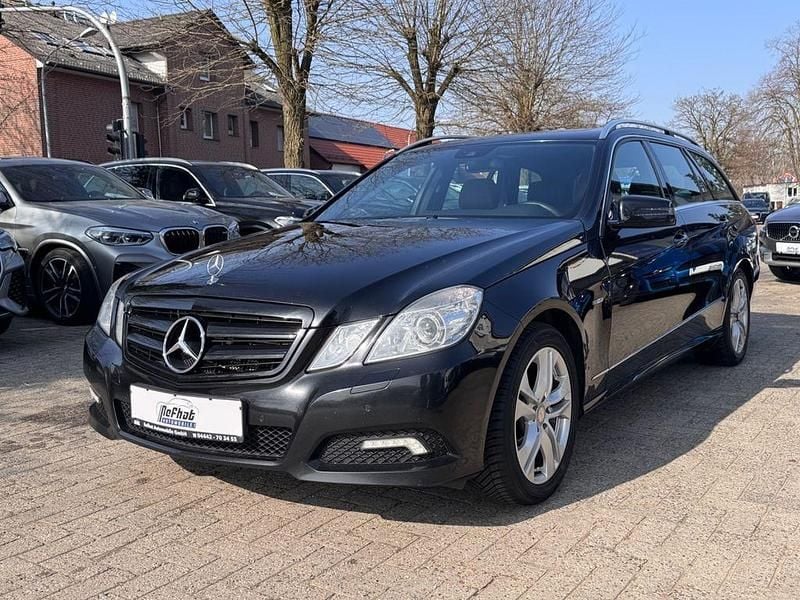 Gebraucht Mercedes E350 231 PS (169 kW) 2010 Schwarz Kombi