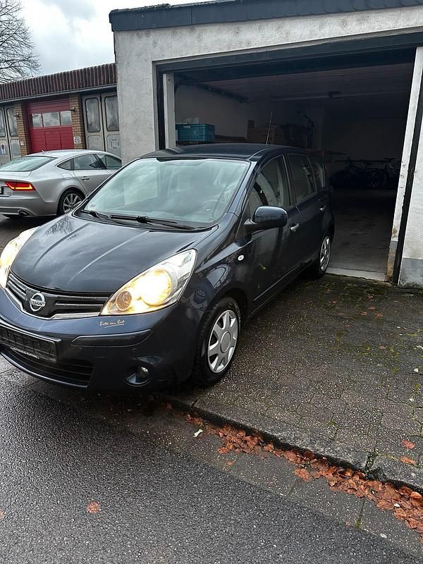 Blau Gebraucht 2011 Nissan Note Limousine | 4.299 € (Etwas zu teuer) - Bild 1/4