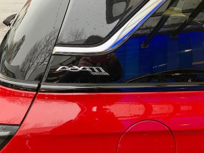 Gebraucht Opel Adam Rocks Rocks 87 PS (63 kW) 2018 Rot Kleinwagen