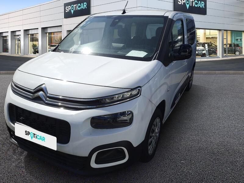 Weiß Gebraucht 2023 Citroën Berlingo Feel Van / Kleinbus | 21.885 € (Etwas zu teuer) - Bild 1/3