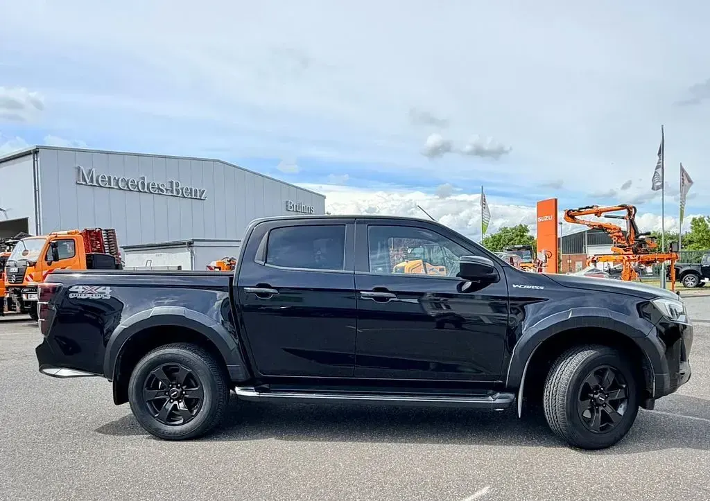 Gebraucht Isuzu D-Max 163 PS (119 kW) 2025 Pickup