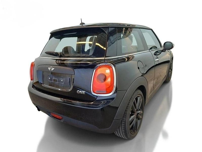 Gebraucht Mini ONE 75 PS (55 kW) 2018 Schwarz Kleinwagen